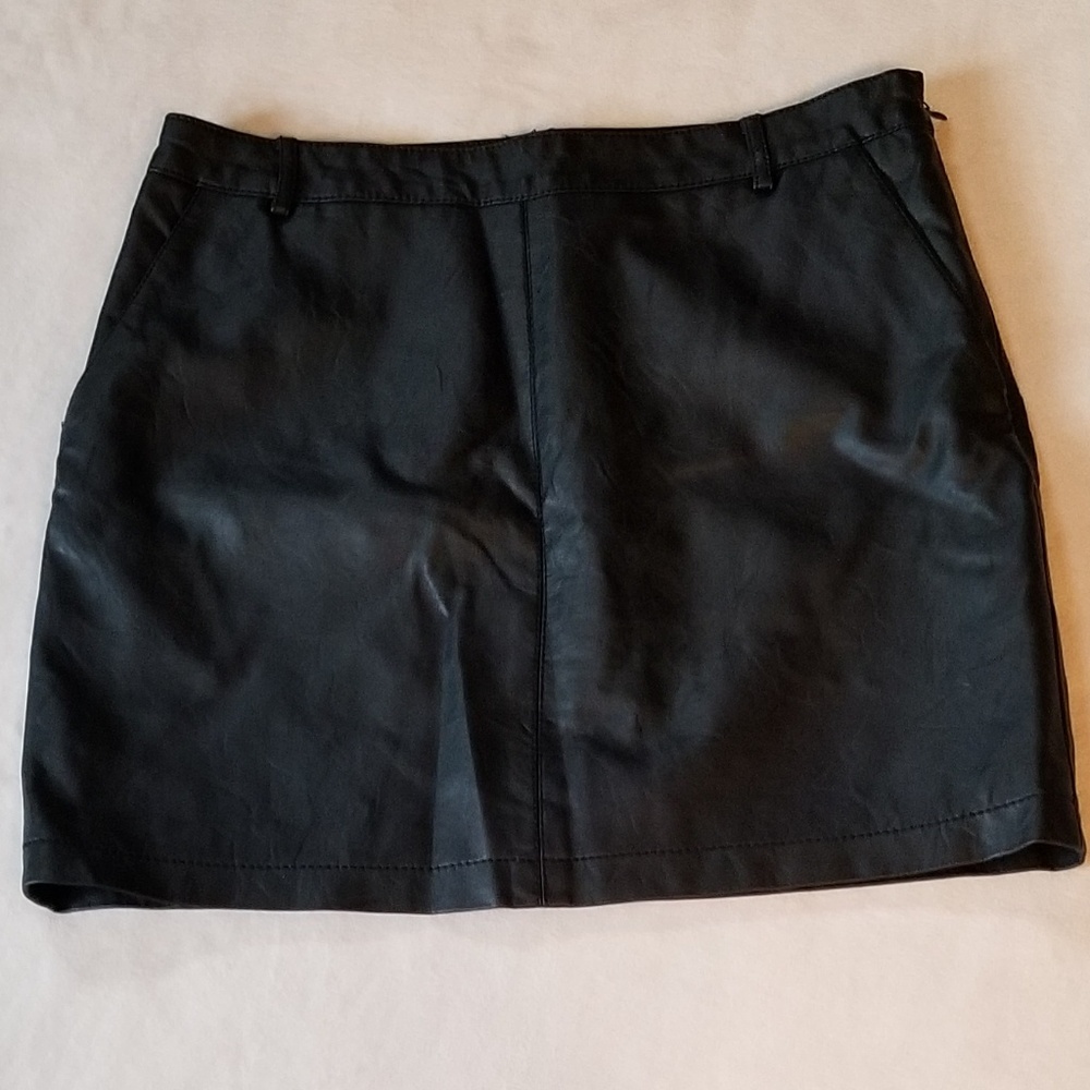 Womens Ronson Faux Leather Black Skirt Size 4